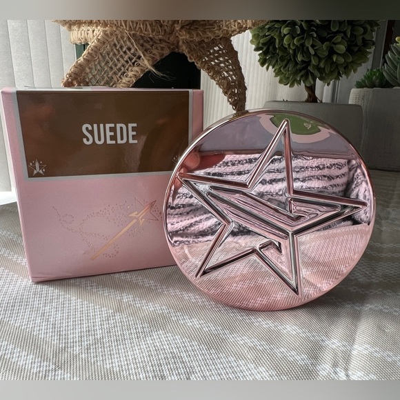 Jeffree Star Magic Star Luminous Setting Powder-Suede - Picture 4 of 5